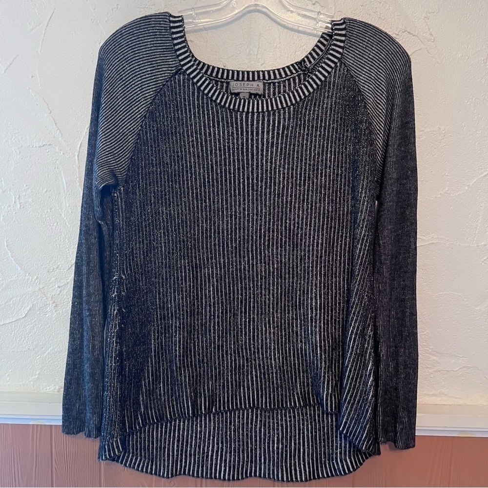 Joseph A. Sweater Size Medium